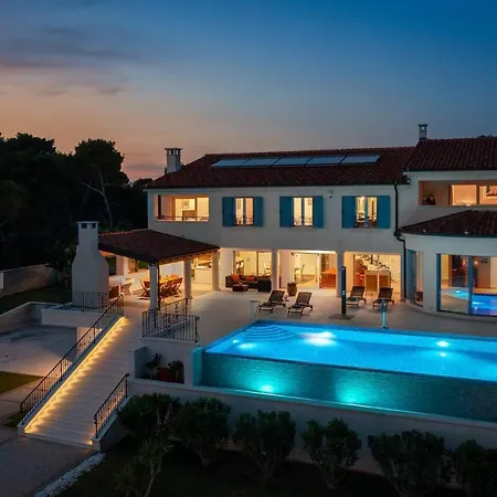 Luxury Maja Zablace Villa *