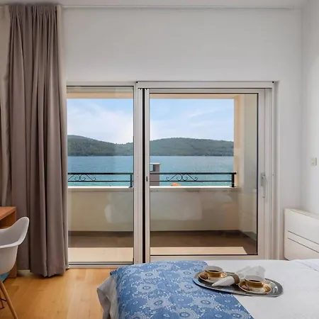 Luxury Maja Zablace *