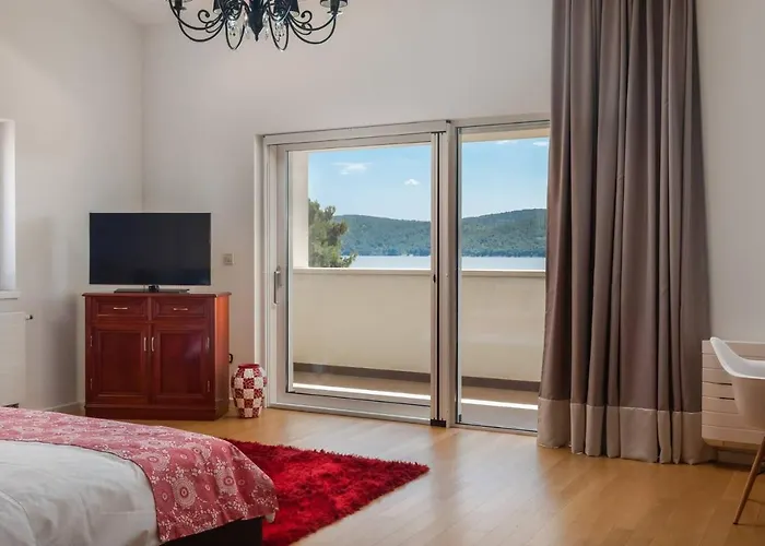 Luxury Maja Zablace *