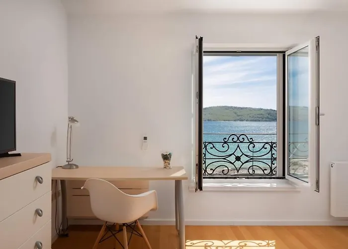 Luxury Maja Zablace וילה שיבניק