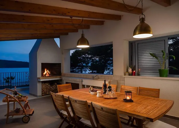 Luxury Maja Zablace וילה שיבניק